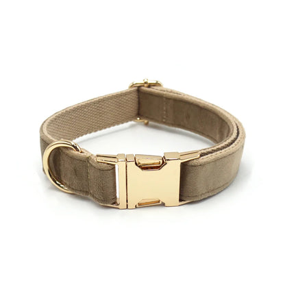 Pysinożek™ | Zestaw Light Coffee Velvet – szelki, smycz, obroża i kokarda dla psa i kota